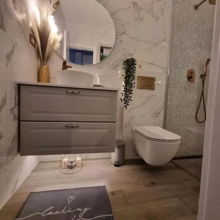 Luxe 아파트